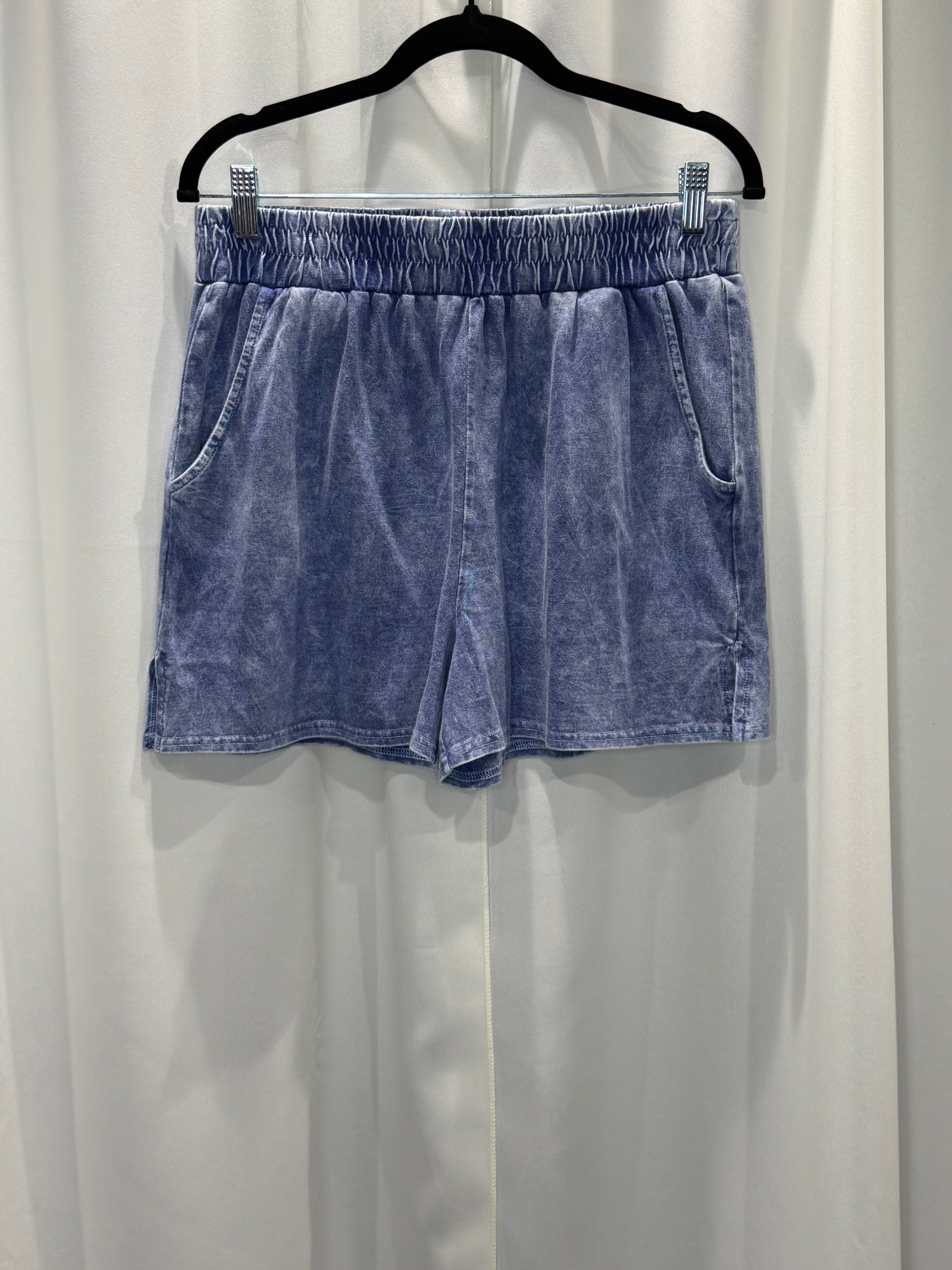 Acid washed short set