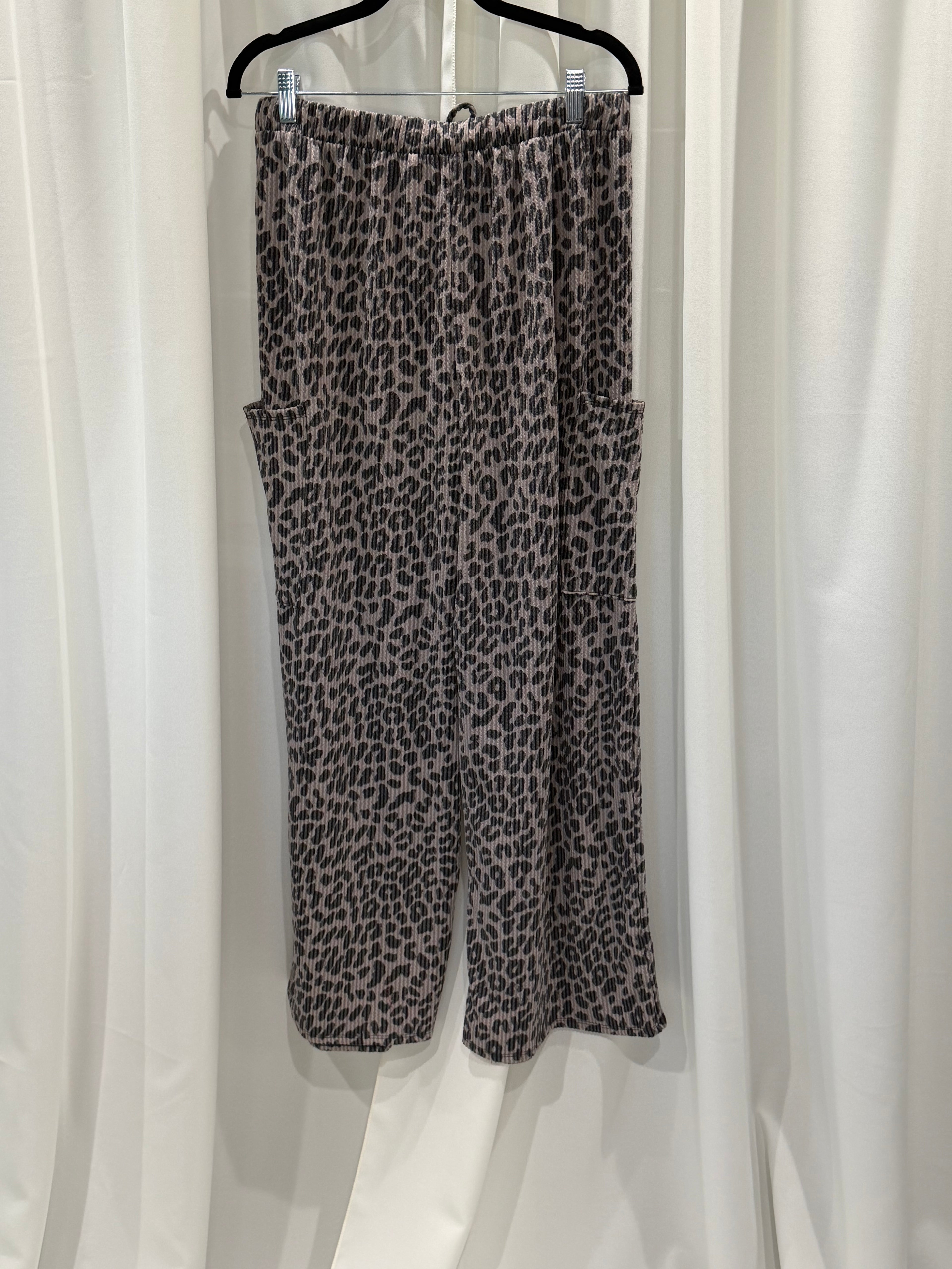 Animal Print Ribbed Pants