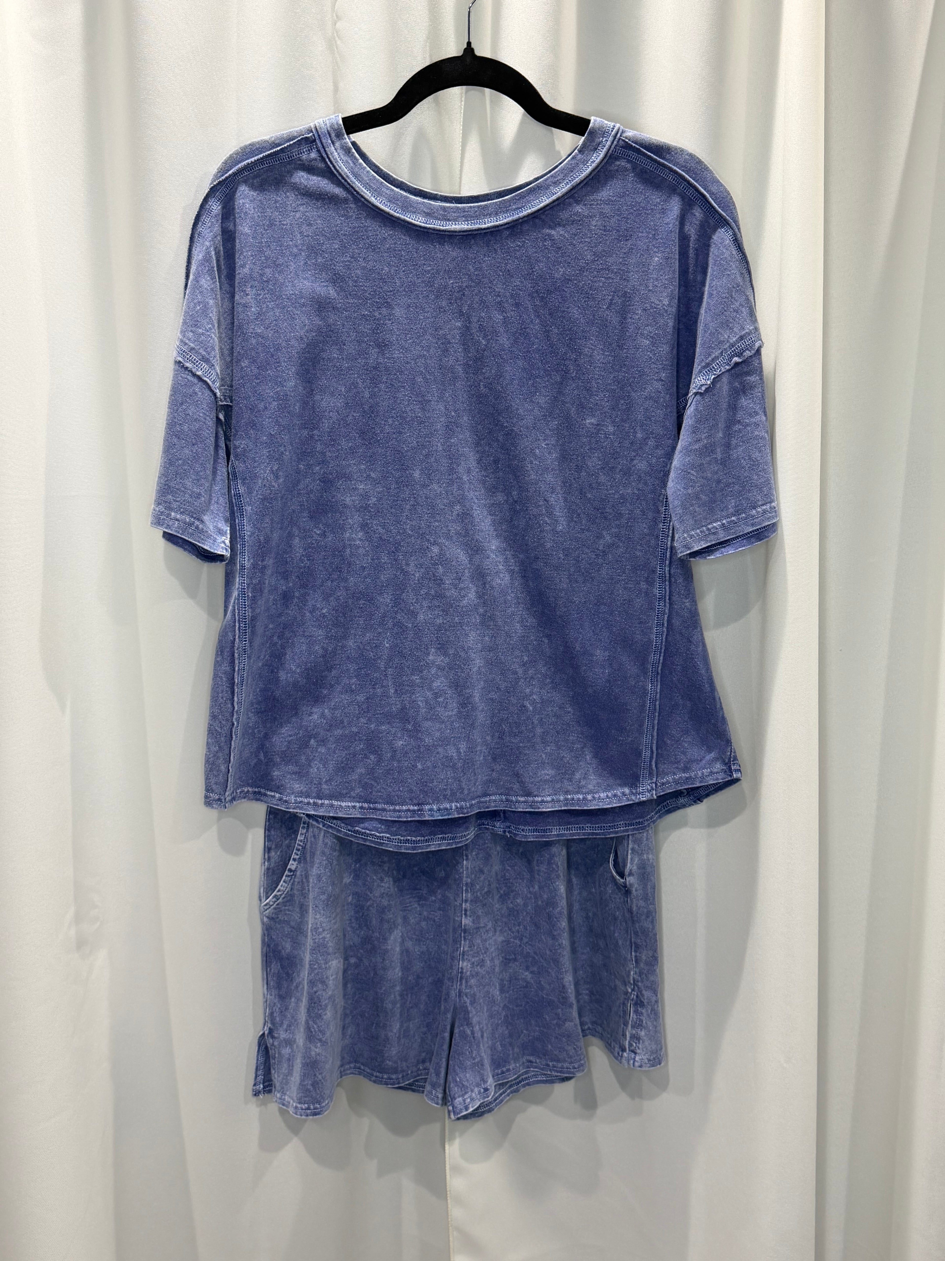 Acid washed short set